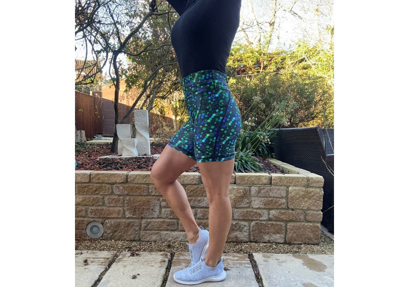 Aqua Fizz Mid Shorts with pockets