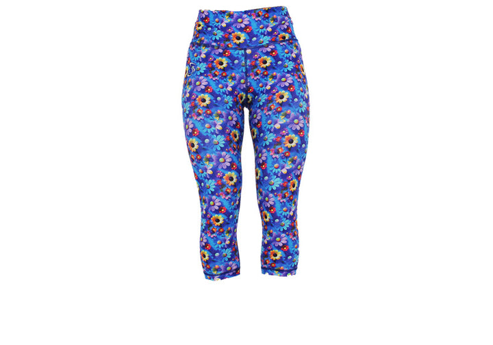 Capri Daisy Dreamscape Leggings with pockets
