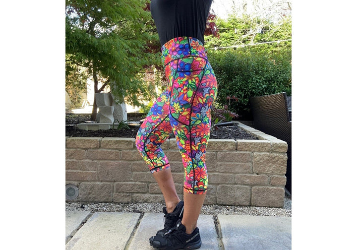 Capri Doodle Blooms leggings with pockets