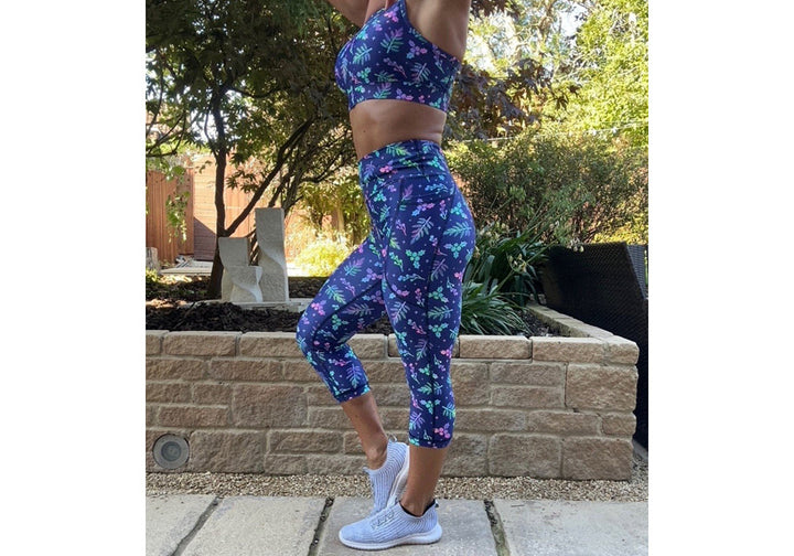 PRE ORDER Capri Glowberries Leggings with pockets