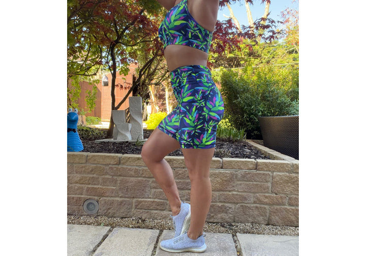Lumileaf Mid Shorts with pockets