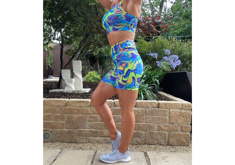 Swirltopia Mid Shorts with pockets