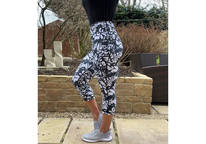 Capri Urban Safari Leggings with pockets