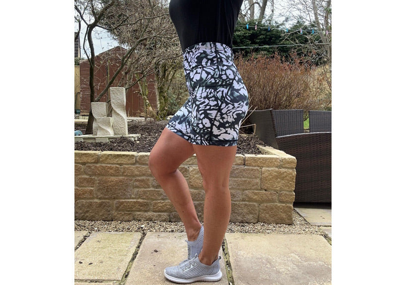 Urban Safari Mid Shorts with pockets